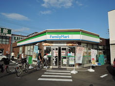 コンビニまで0.4キロ